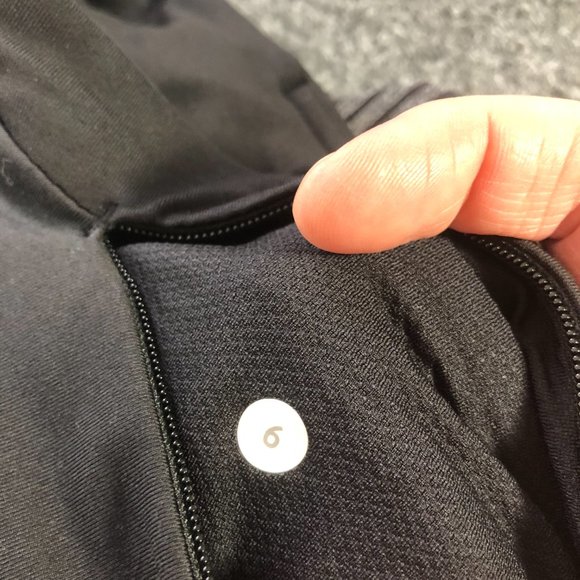 Lululemon Leggings Women 6 Black STriped Mid Rise Back Pocket Speed Up Tight 31" - Picture 4 of 11